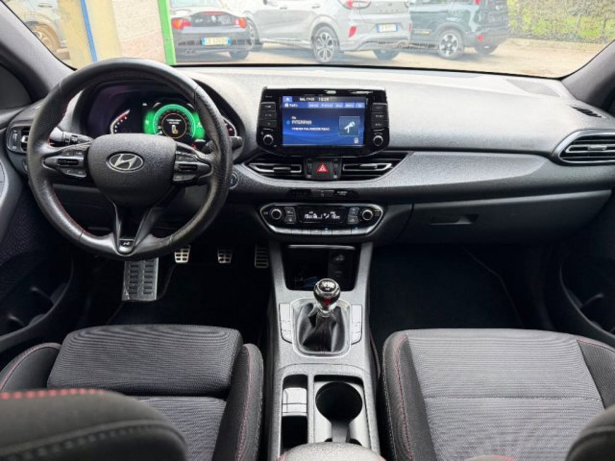 Hyundai i30 1.0 t-gdi 48V Prime 120cv dct (19)