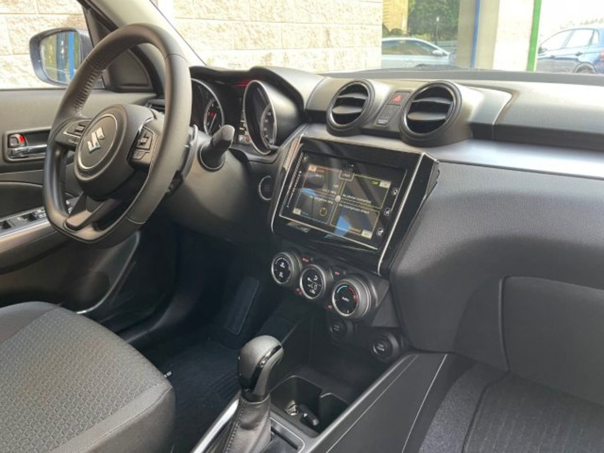 Suzuki Swift 1.2h Top 2wd cvt (11)