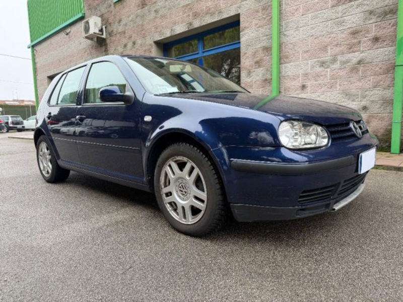 Volkswagen Golf Variant 2.3 V5 cat 4motion Highline