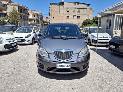 Lancia Musa 1.3 Mjt 16V 95 CV DPF Oro Plus (3)