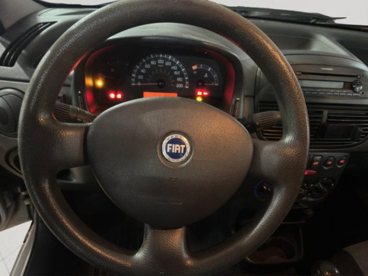 Fiat Punto 1.2i cat 5 porte (12)