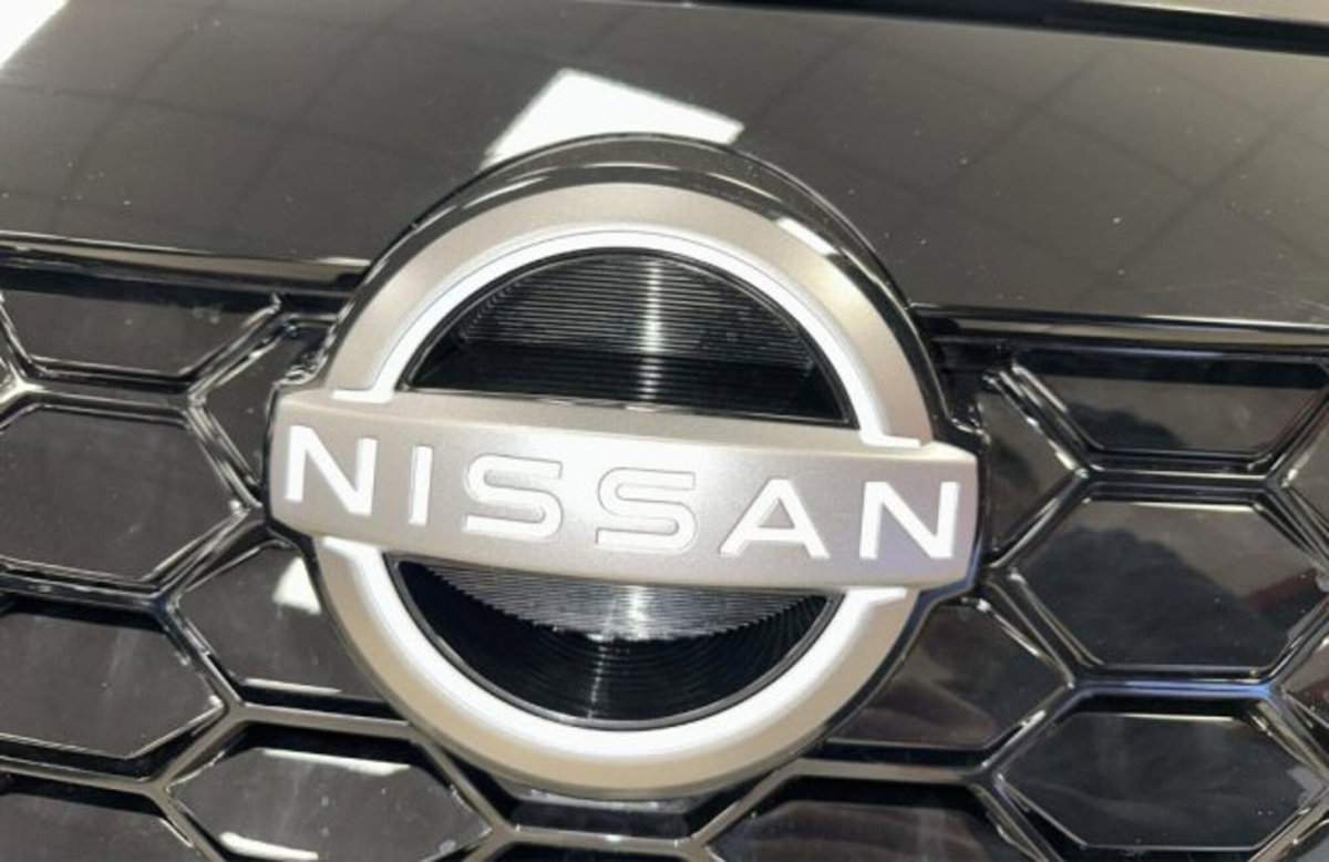 Nissan Juke 1.0 dig-t Acenta 114cv (18)