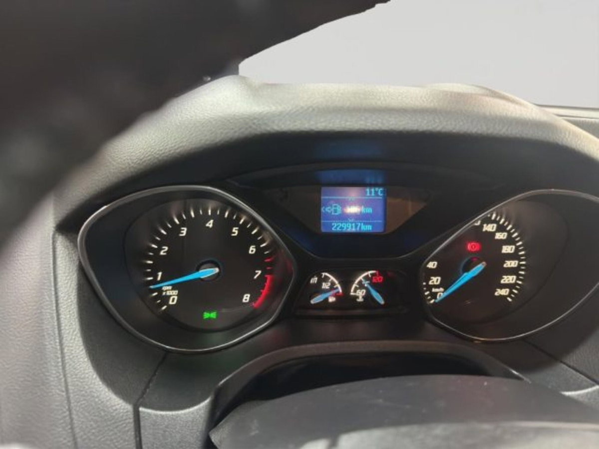 Ford Focus 1.0 EcoBoost 100 CV 5p. Business (11)