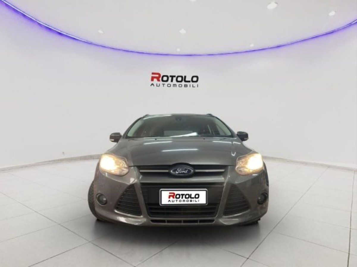 Ford Focus 1.0 EcoBoost 100 CV 5p. Business (2)