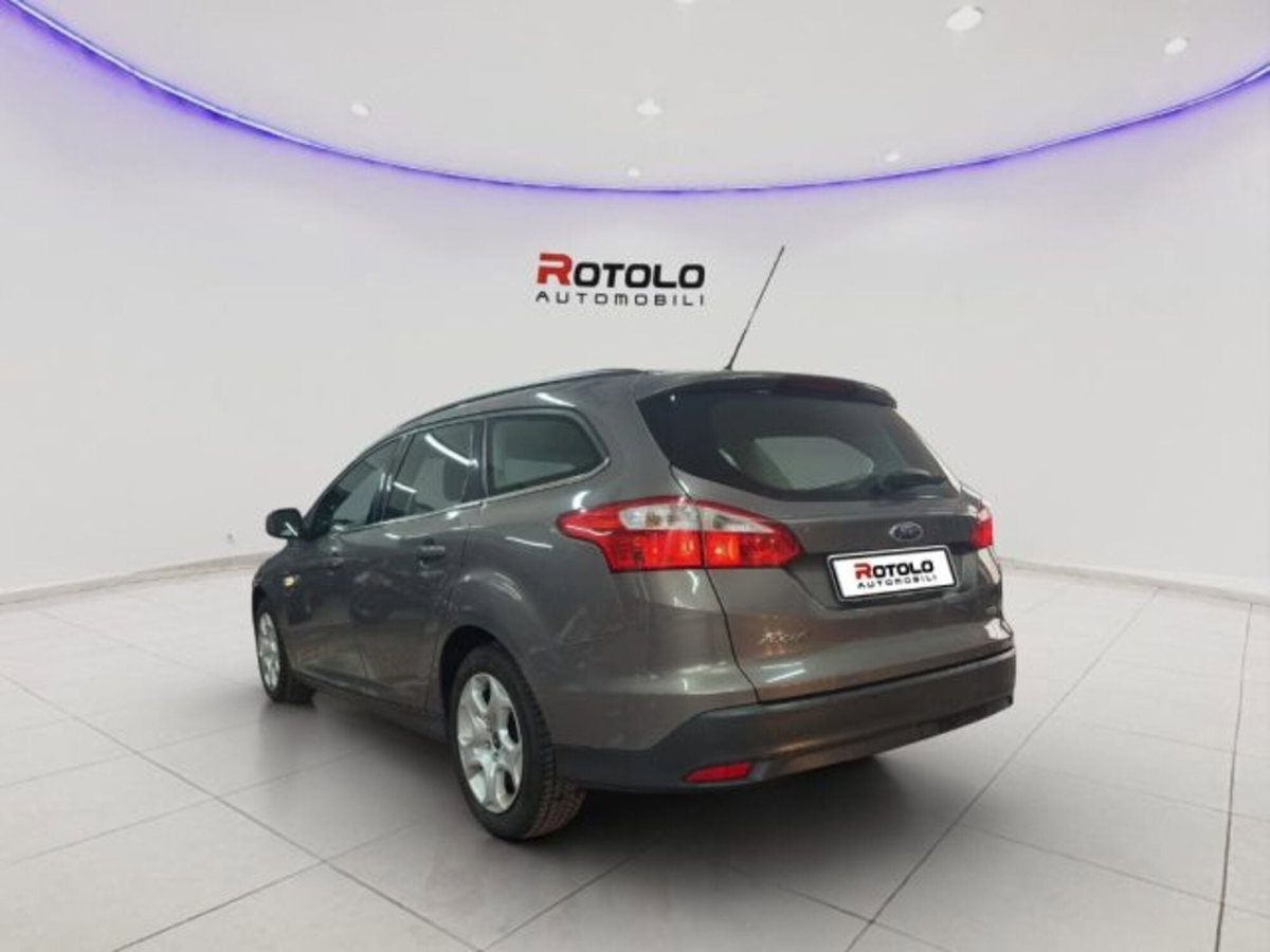 Ford Focus 1.0 EcoBoost 100 CV 5p. Business (4)