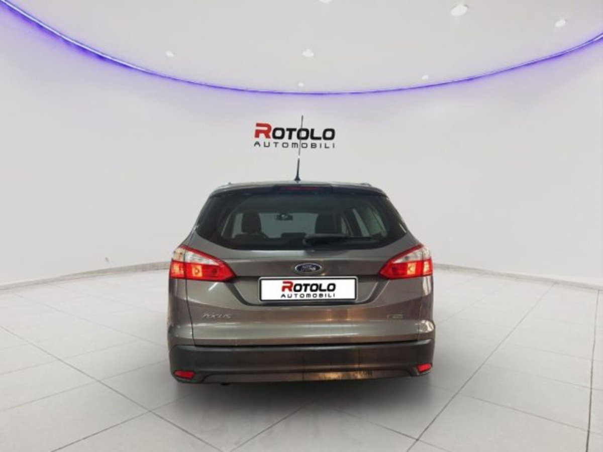 Ford Focus 1.0 EcoBoost 100 CV 5p. Business (8)