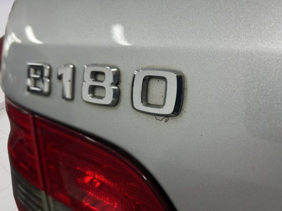 Mercedes-Benz Classe B 180 CDI Premium (13)