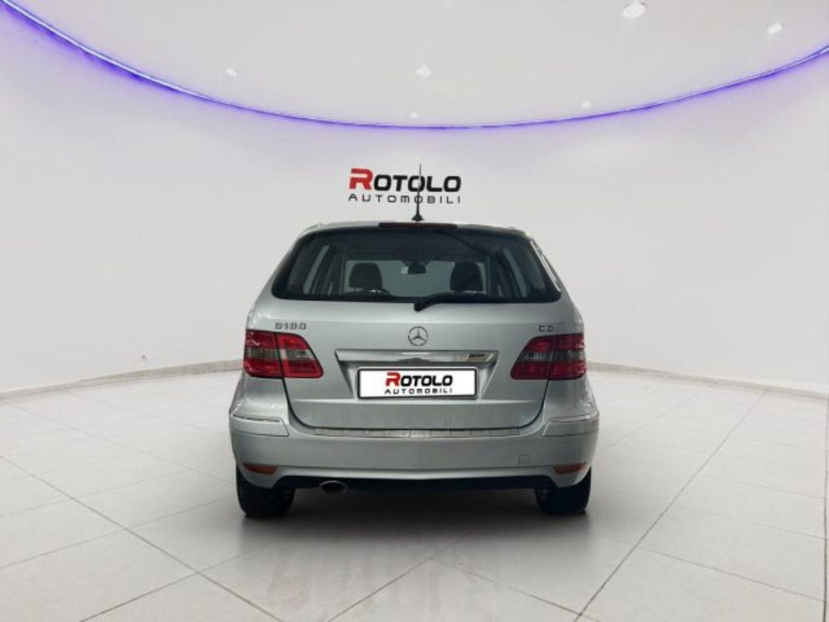 Mercedes-Benz Classe B 180 CDI Premium (7)