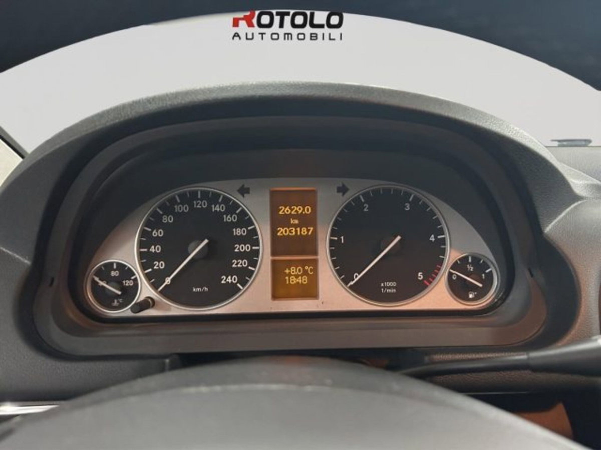 Mercedes-Benz Classe B 180 CDI Premium (9)