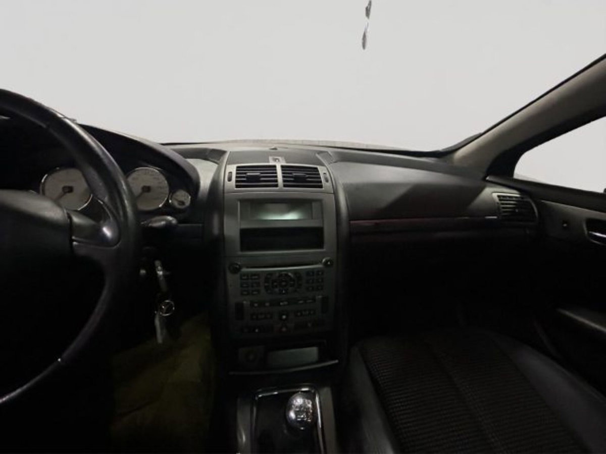 Peugeot 407 SW 2.0 HDi aut. Executive (11)