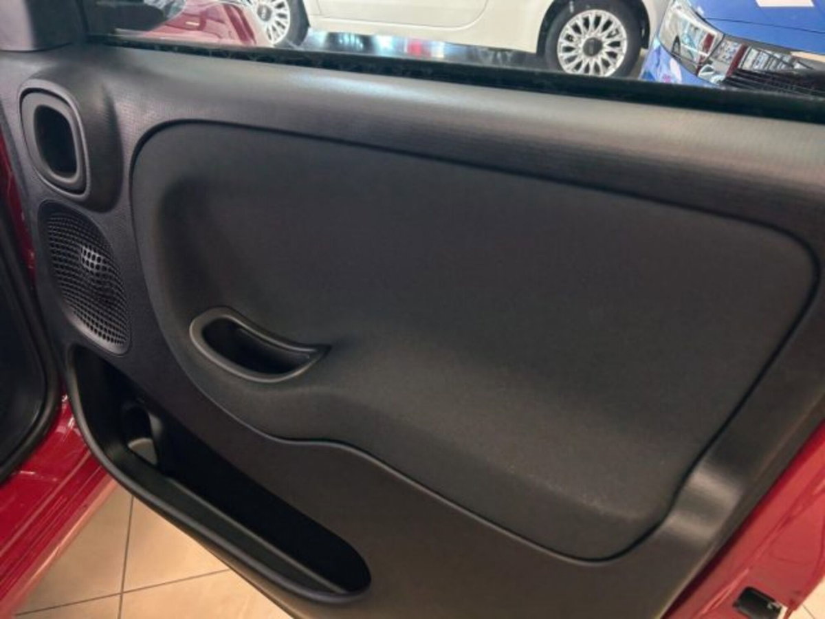 Fiat Panda 1.0 firefly hybrid Icon s&s 70cv (14)