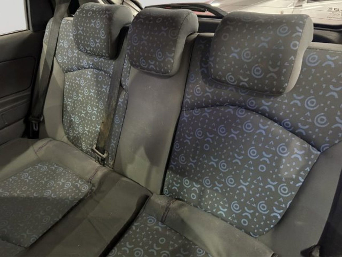 Chevrolet Matiz 800 SE Chic (15)