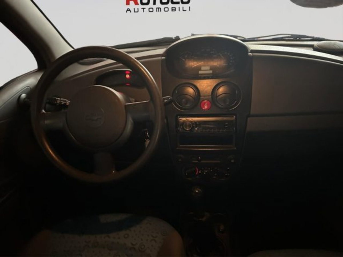 Chevrolet Matiz 800 SE Chic (16)
