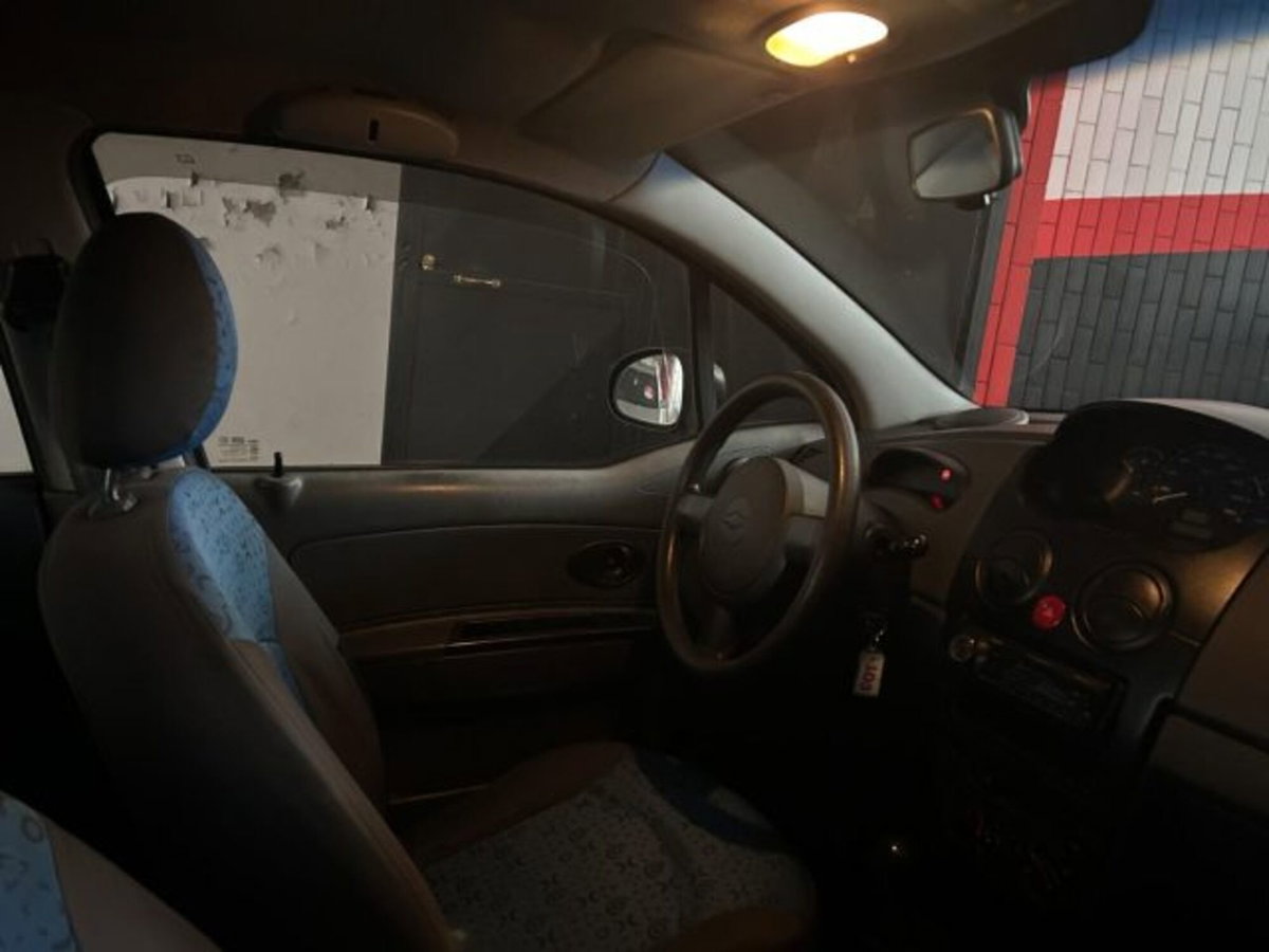 Chevrolet Matiz 800 SE Chic (19)