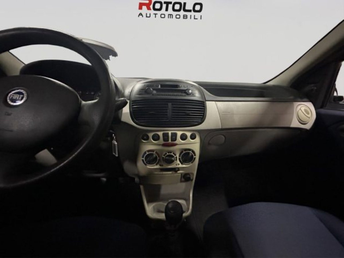 Fiat Punto 1.3 Multijet 16V 5 porte Dynamic (9)