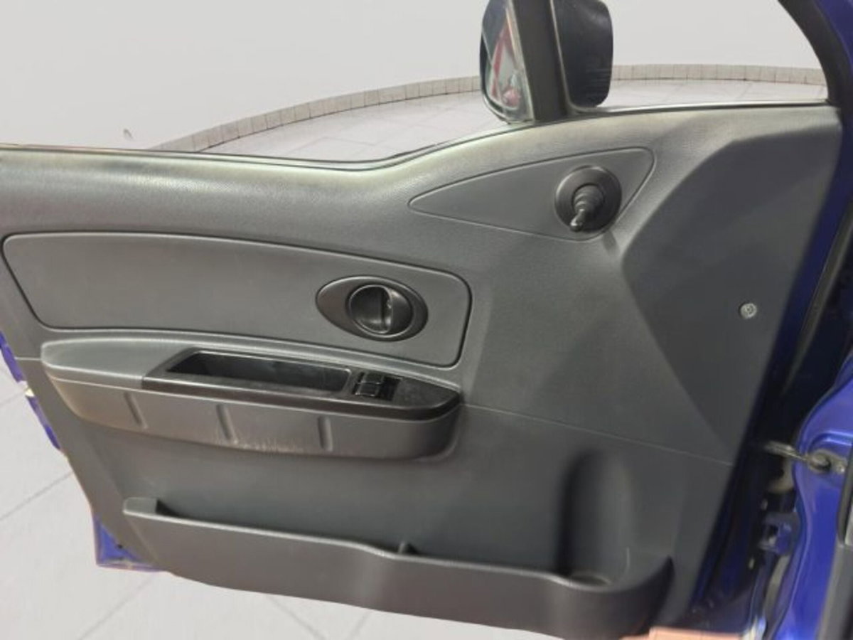 Chevrolet Matiz 800 SE Chic (14)