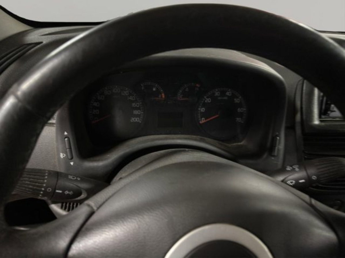 Fiat Punto Classic 1.2 5 porte (14)