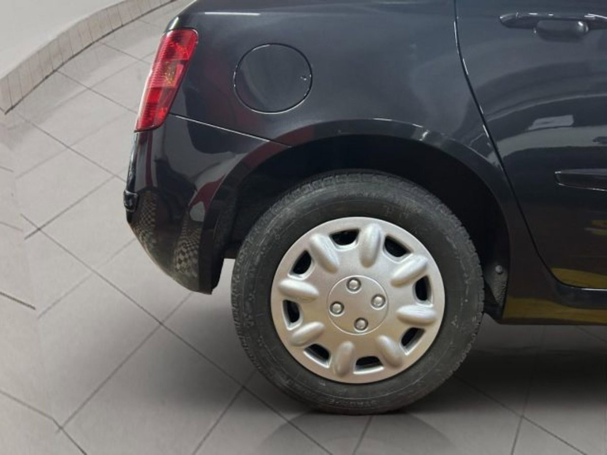 Fiat Stilo 1.6i 16V 5 porte Dynamic (19)