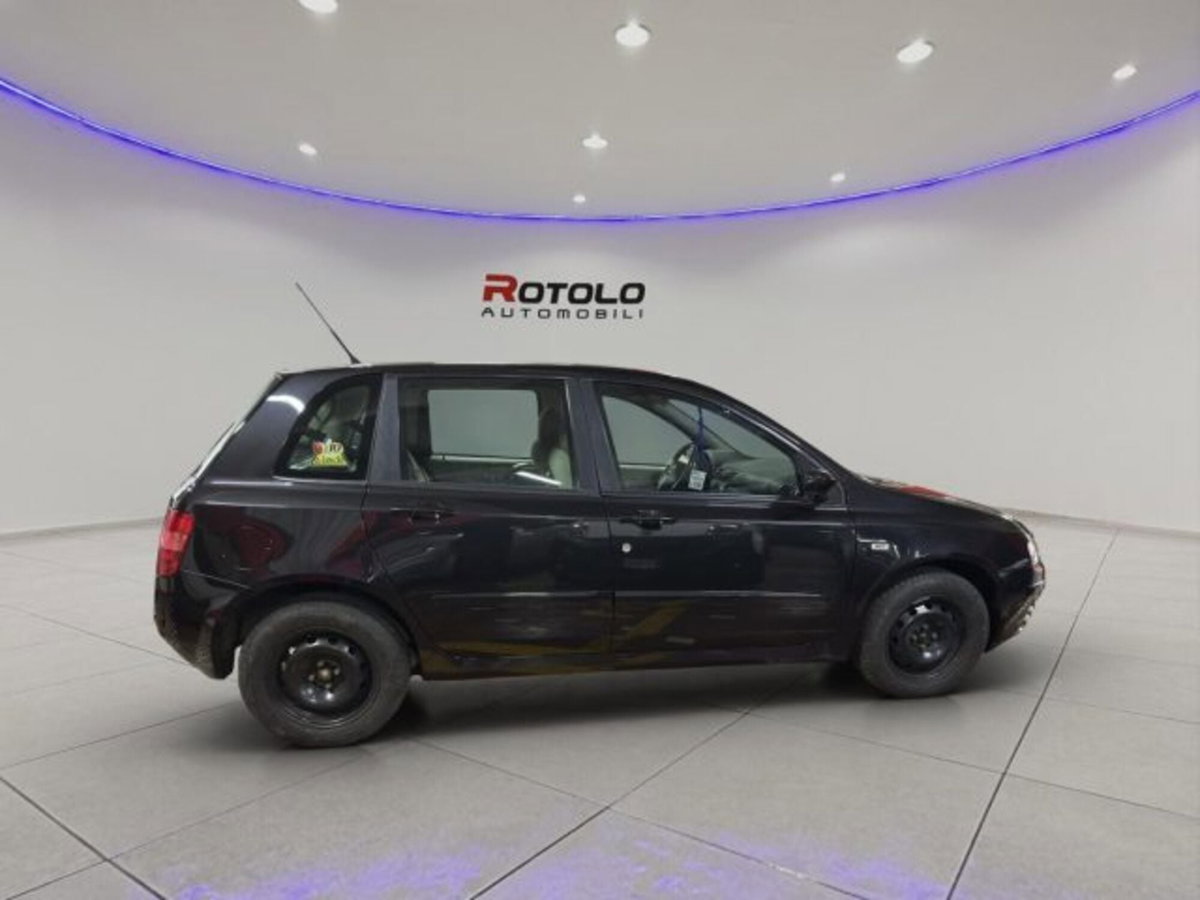 Fiat Stilo 1.6i 16V 5 porte Dynamic (7)