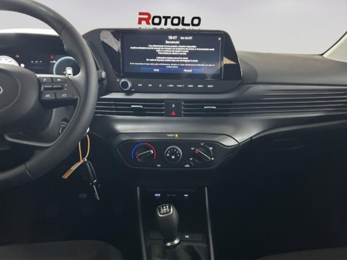 Hyundai i20 1.2 mpi Connectline 79cv mt (12)