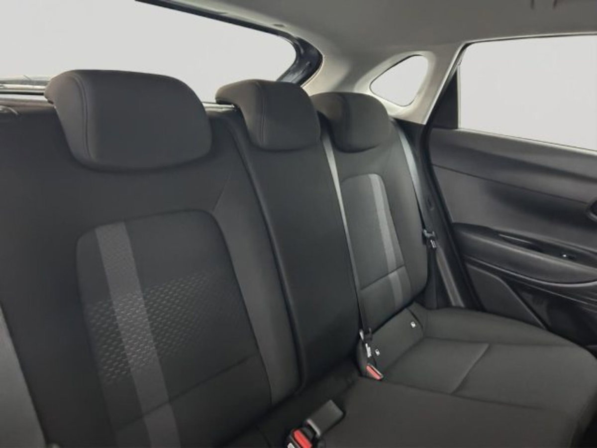 Hyundai i20 1.2 mpi Connectline 79cv mt (16)
