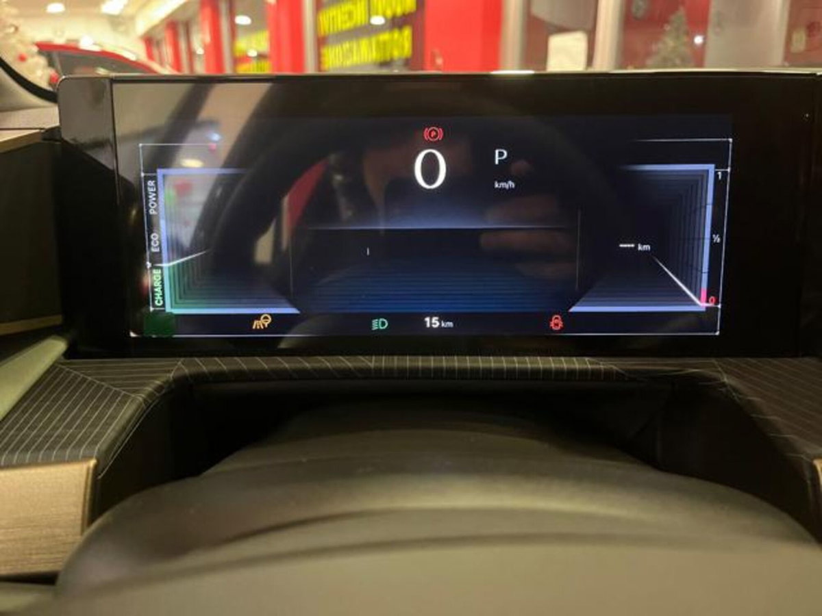 Lancia Ypsilon 1.2 mhev Edizione Limitata Cassina e-dct (19)