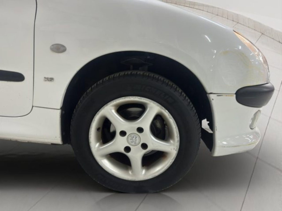 Peugeot 206 3p. XS (14)
