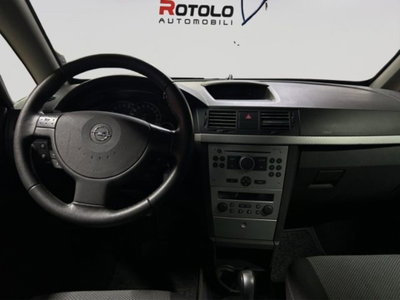Opel Meriva 1.6 16V Cosmo (10)