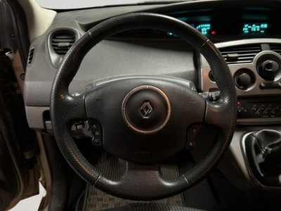 Renault Scenic E-Tech Electric 1.6 16V/105CV GPL Serie Speciale (14)