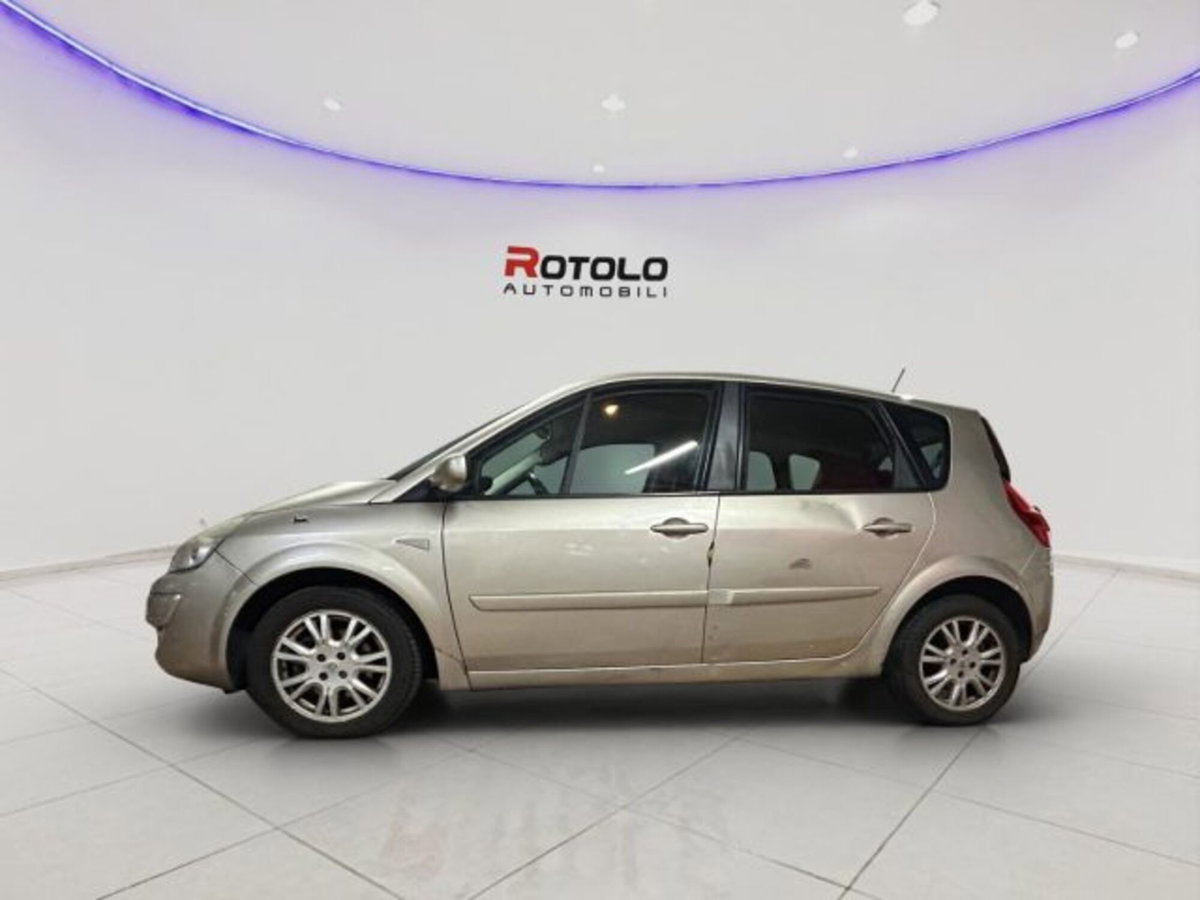 Renault Scenic E-Tech Electric 1.6 16V/105CV GPL Serie Speciale (4)