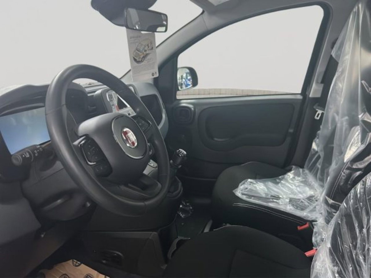 Fiat Panda 1.0 firefly hybrid Icon s&s 70cv (10)