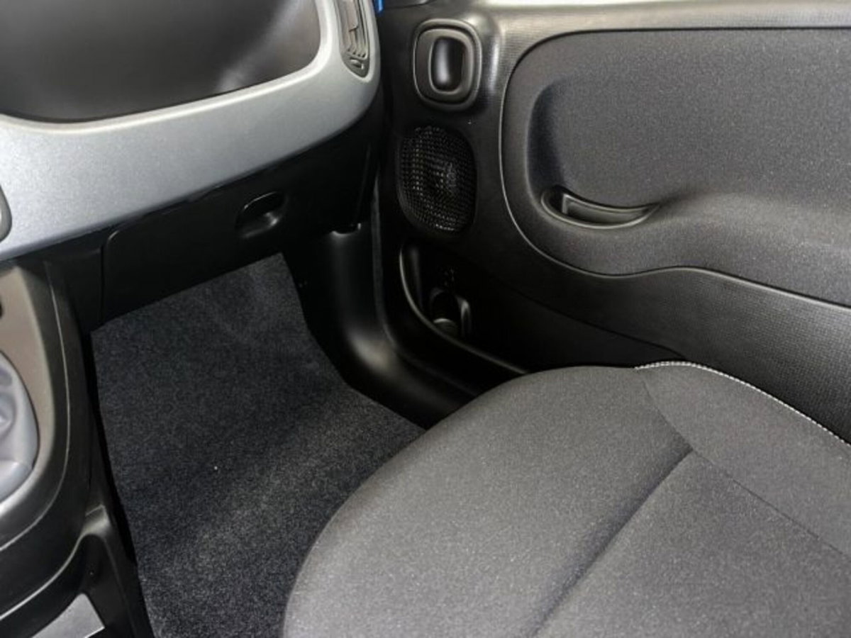 Fiat Panda 1.0 firefly hybrid Pop s&s 70cv (11)