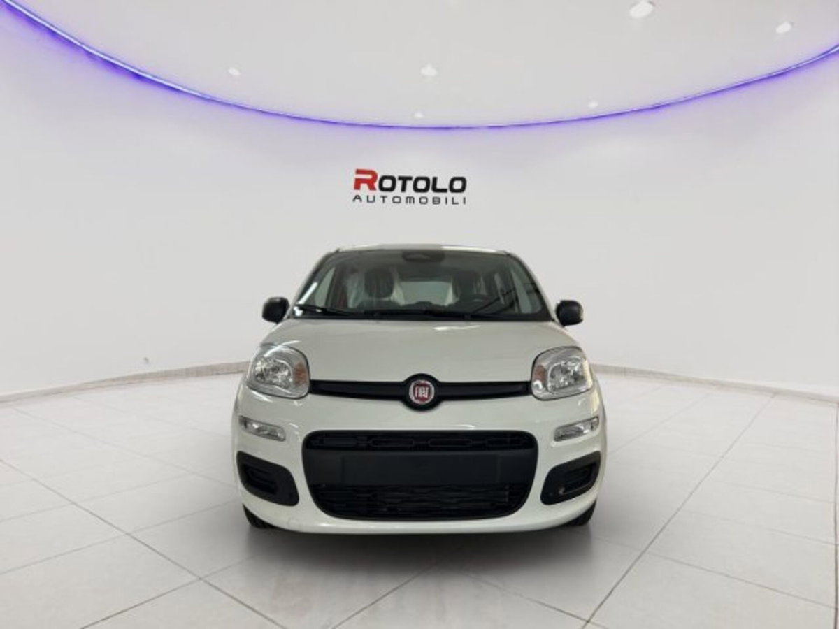 Fiat Panda 1.0 firefly hybrid Pop s&s 70cv (2)