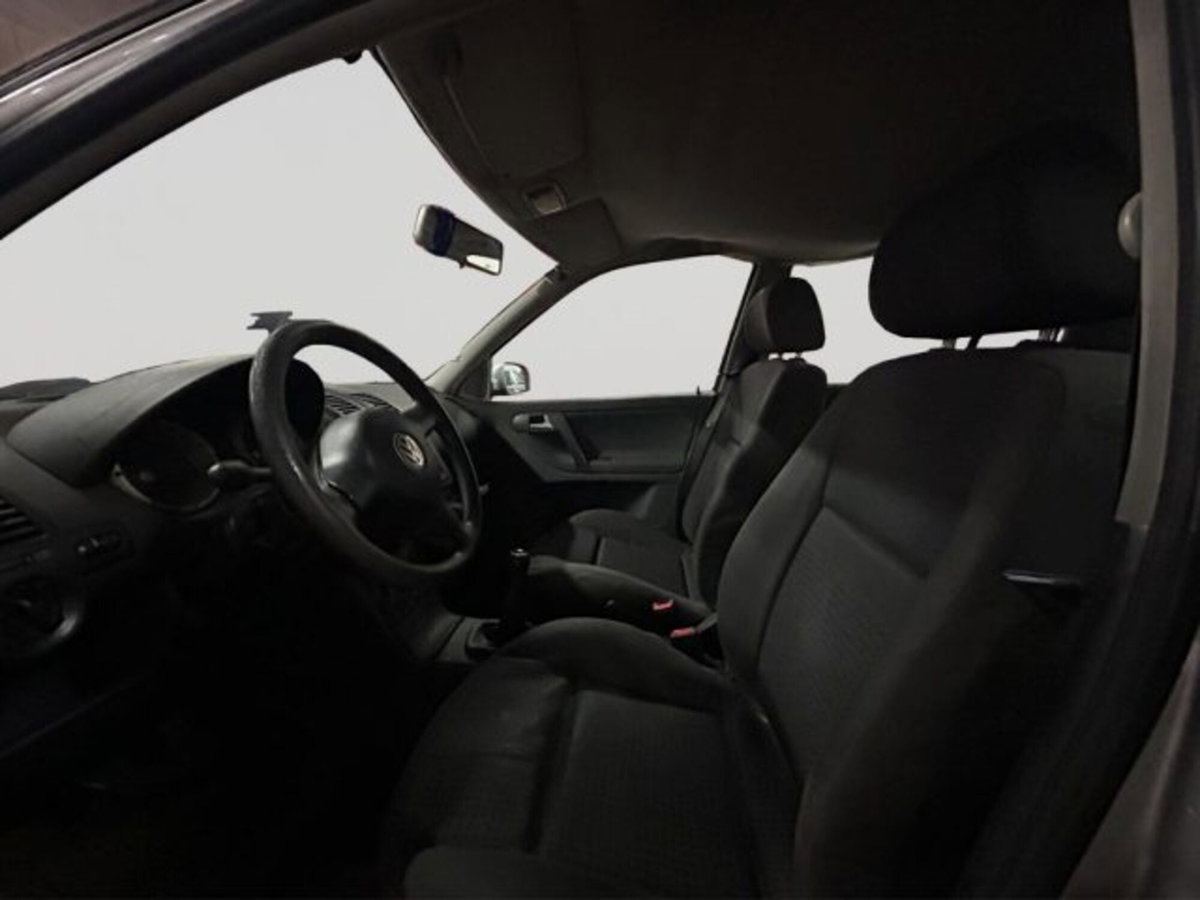 Volkswagen Polo 1.4 16V cat 5p. Highline (11)