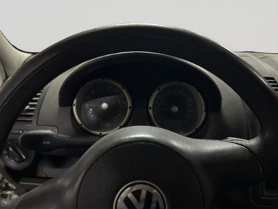 Volkswagen Polo 1.4 16V cat 5p. Highline (9)
