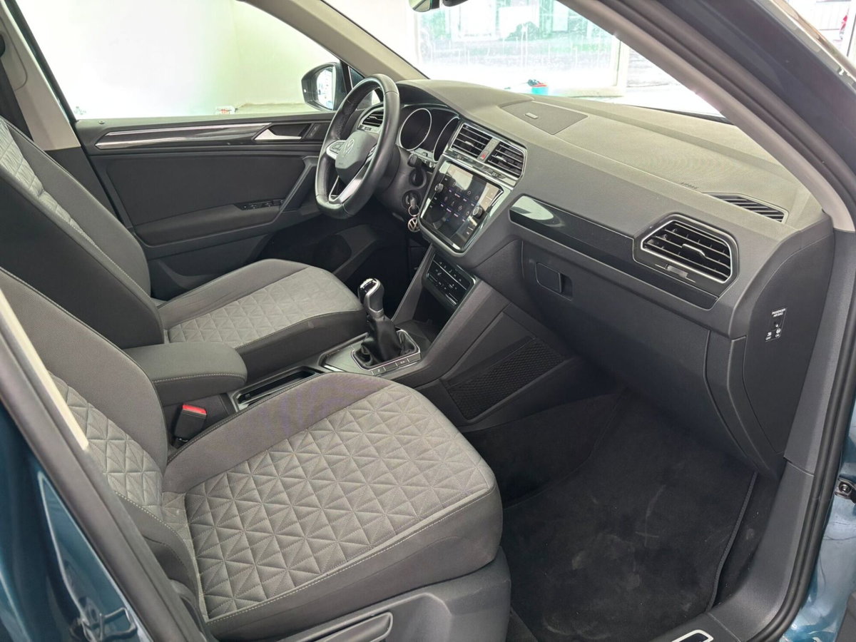 Volkswagen Tiguan 2.0 TDI SCR Life (18)