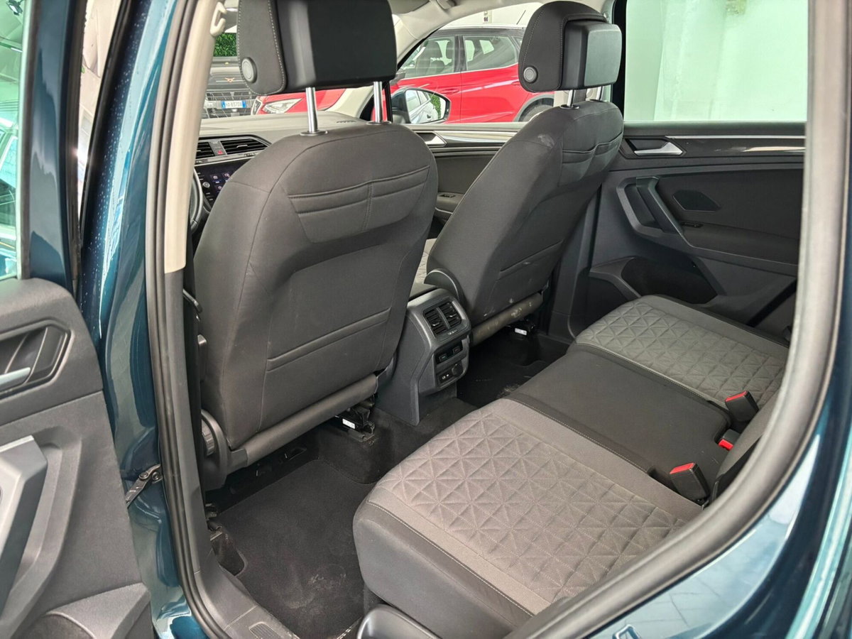 Volkswagen Tiguan 2.0 TDI SCR Life (19)