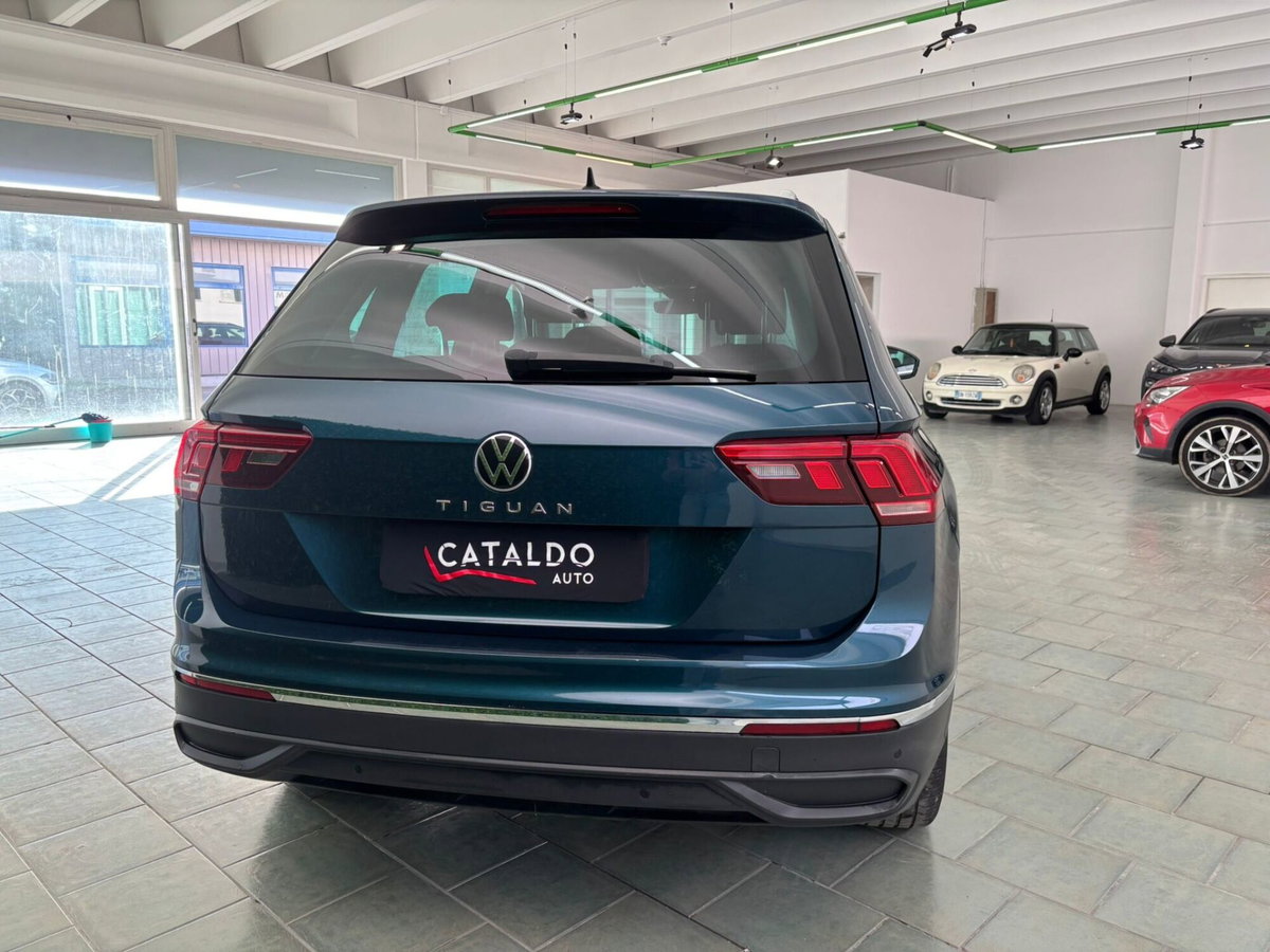 Volkswagen Tiguan 2.0 TDI SCR Life (4)