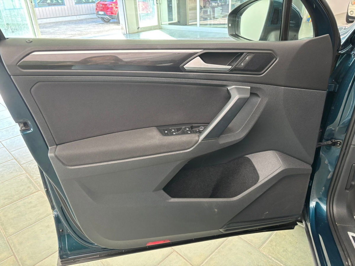 Volkswagen Tiguan 2.0 TDI SCR Life (9)
