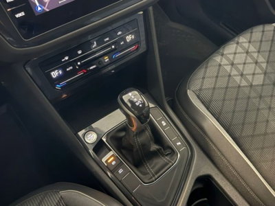 Volkswagen Tiguan 2.0 TDI 150 CV SCR DSG 4MOTION R-Line (16)