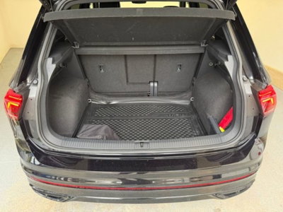 Volkswagen Tiguan 2.0 TDI 150 CV SCR DSG 4MOTION R-Line (8)