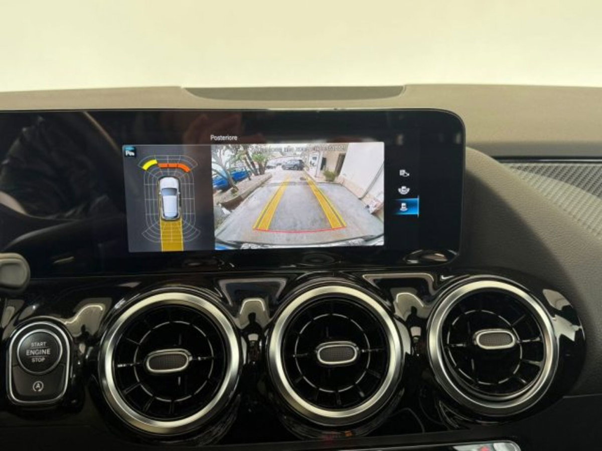 Mercedes-Benz GLA SUV 200 d Automatic Premium (13)