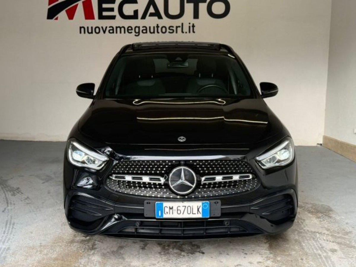 Mercedes-Benz GLA SUV 200 d Automatic Premium (2)