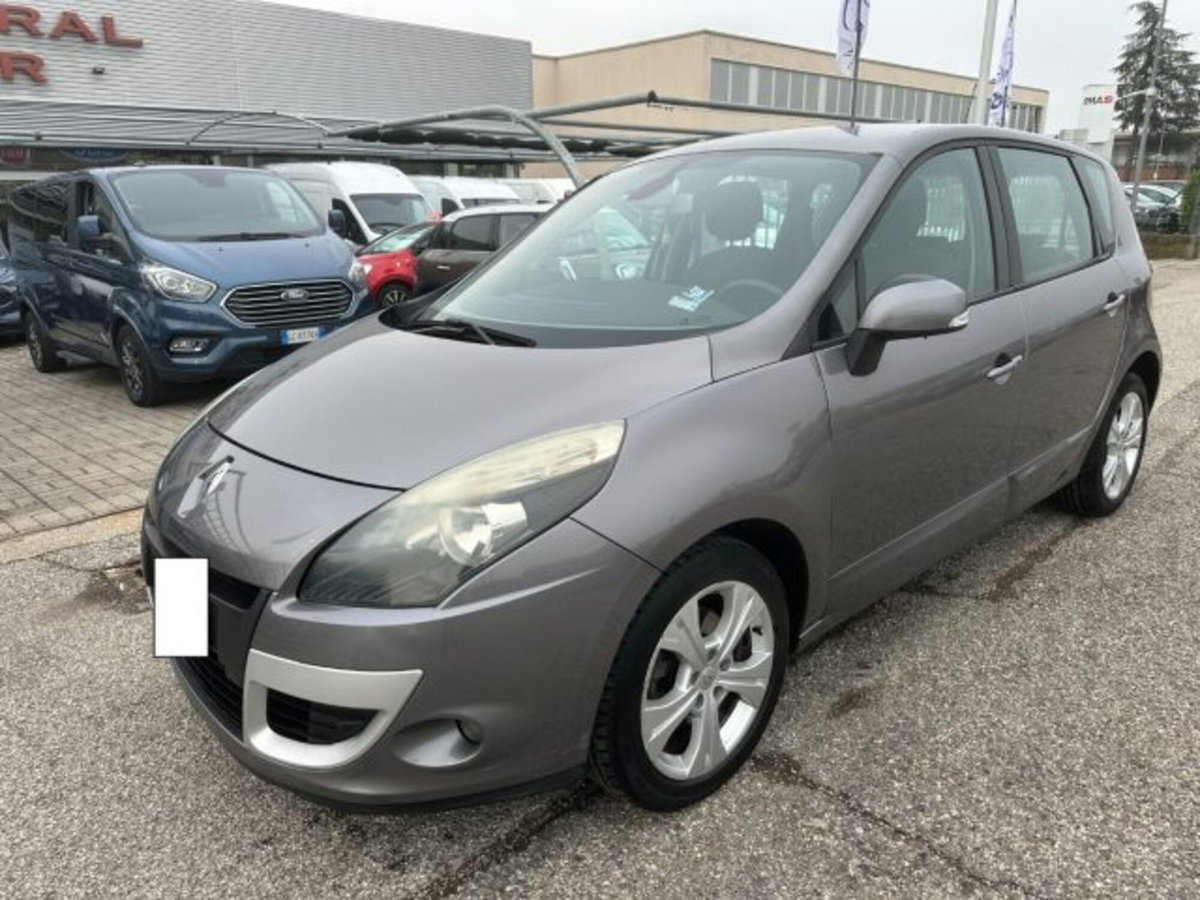 Renault Scenic E-Tech Electric 1.5 dCi 110CV Luxe (3)