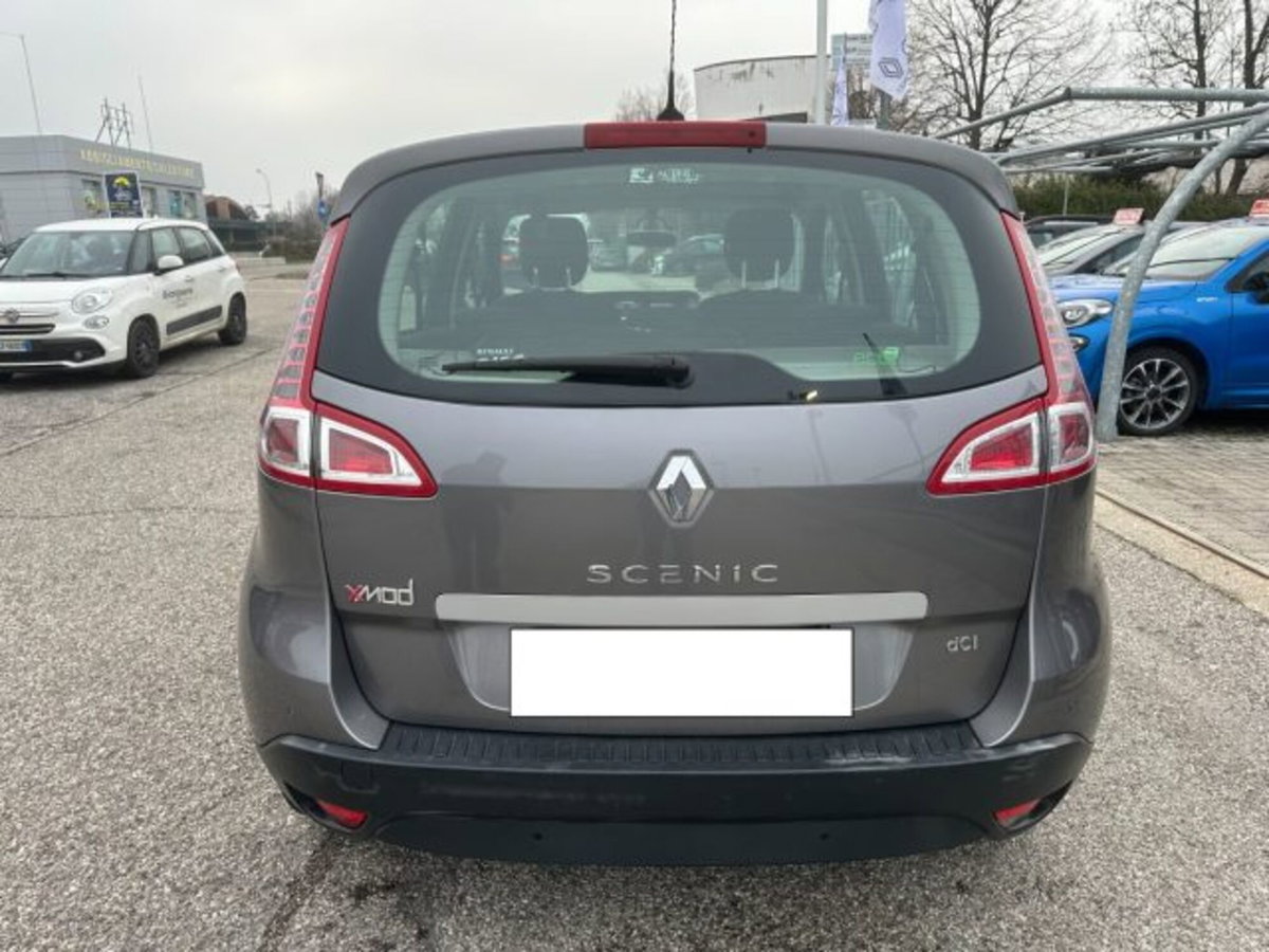 Renault Scenic E-Tech Electric 1.5 dCi 110CV Luxe (5)