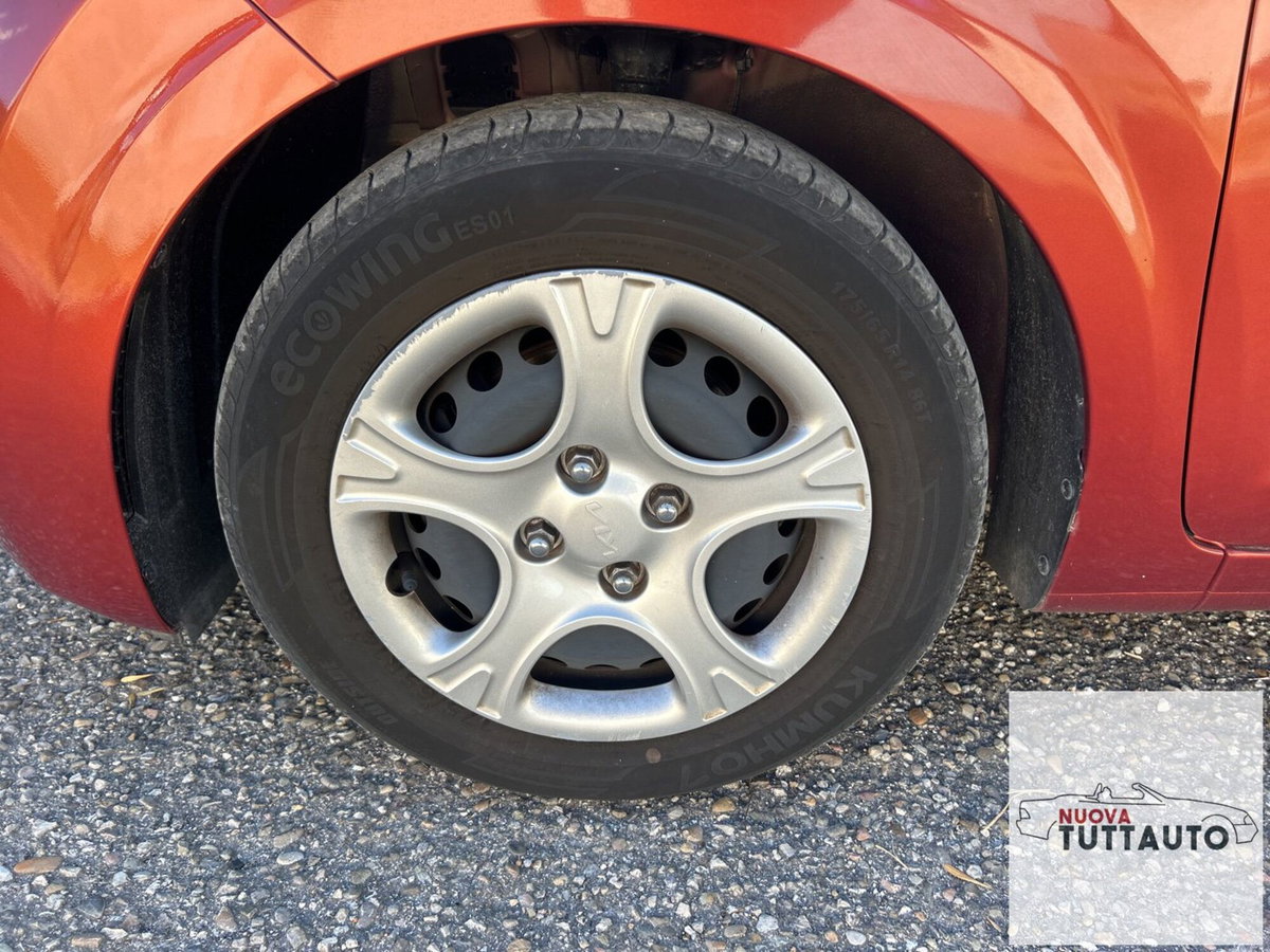 Kia Picanto 1.0 12V 5 porte AMT Urban (13)