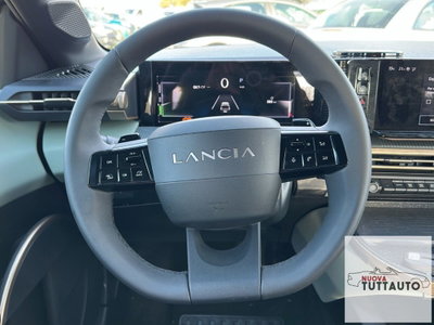 Lancia Ypsilon 1.2 mhev 110cv e-dct (17)