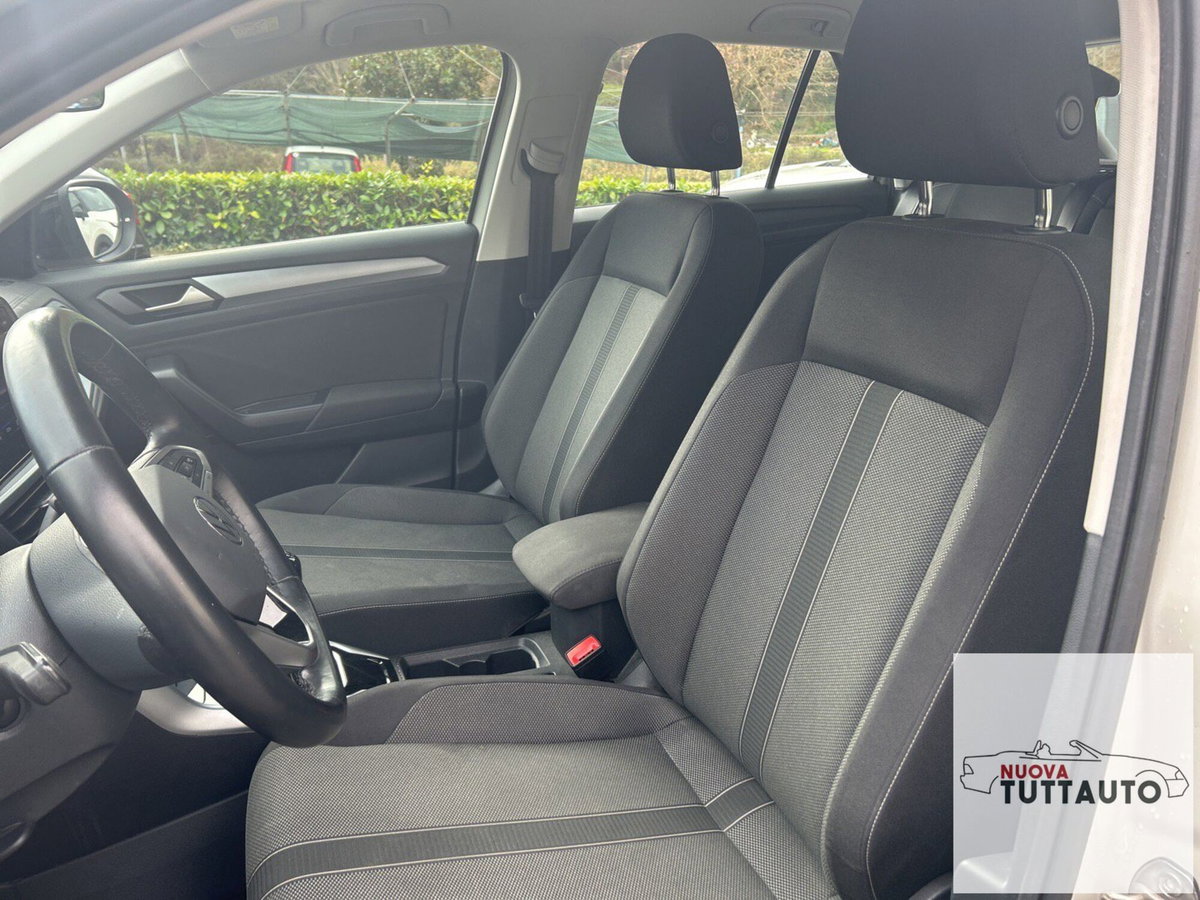 Volkswagen T-Roc 1.0 TSI Life (13)