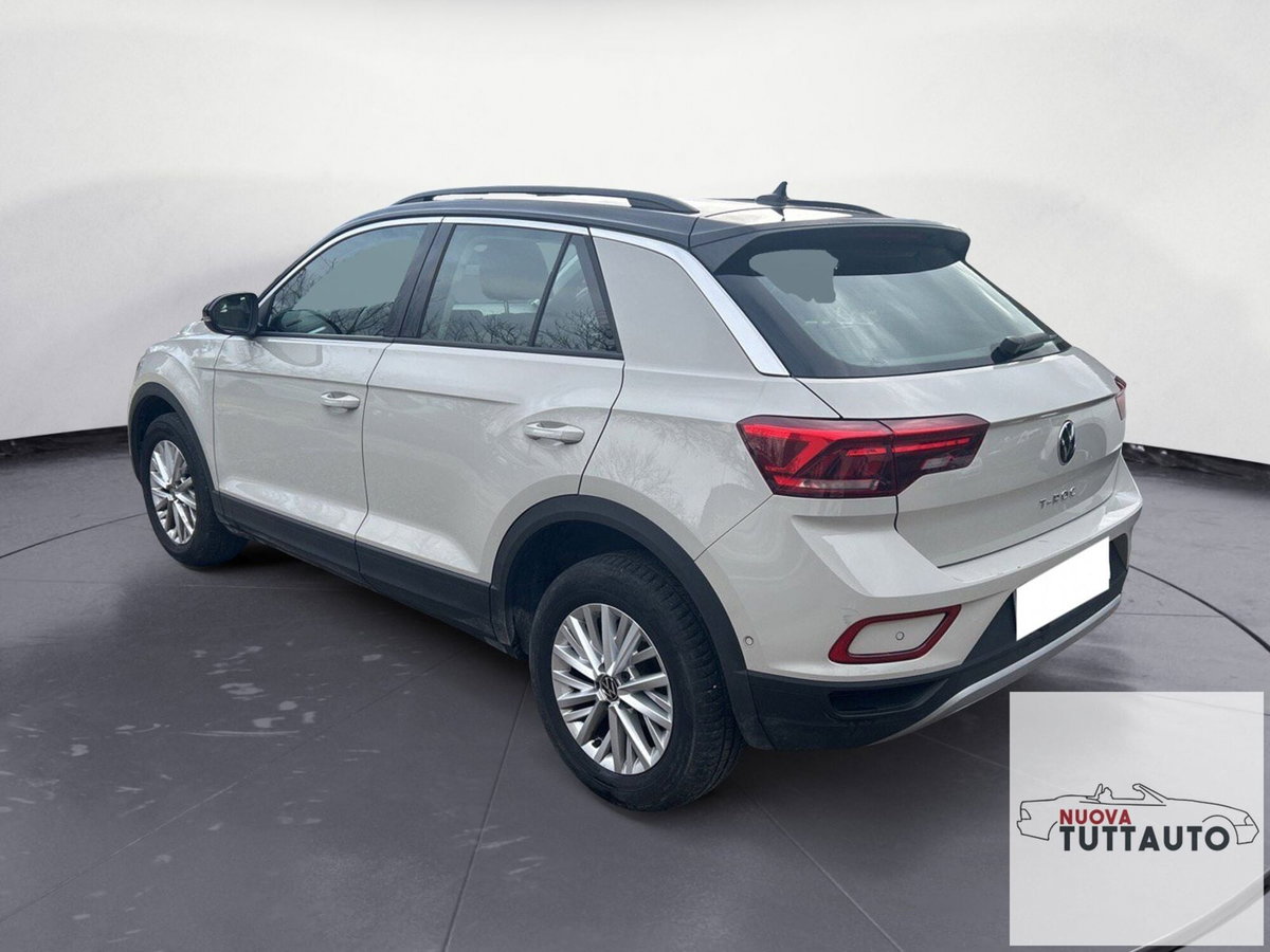 Volkswagen T-Roc 1.0 TSI Life (2)