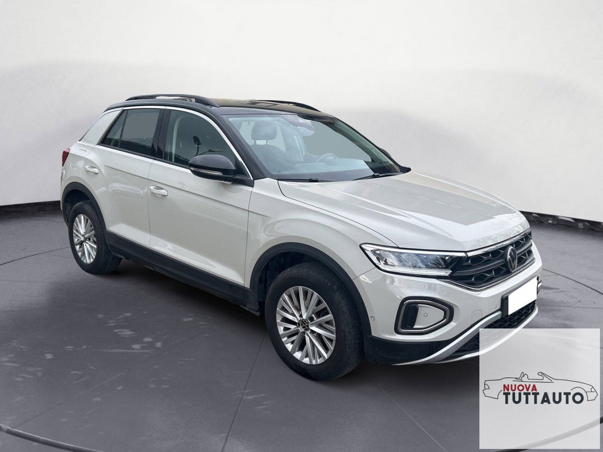 Volkswagen T-Roc 1.0 TSI Life (6)